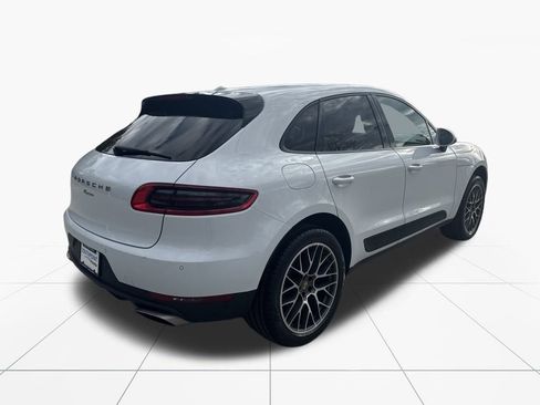 Used 2018 Porsche Macan image 9