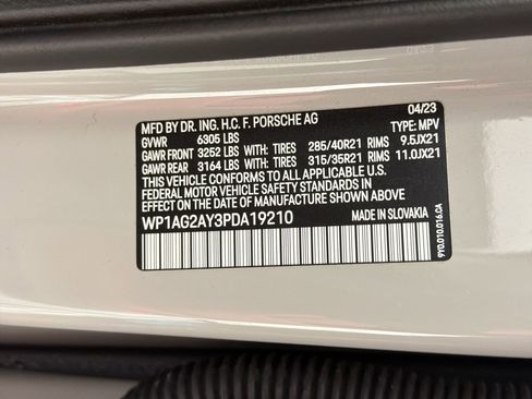 Certified 2023 Porsche Cayenne GTS AWD/4WD image 21