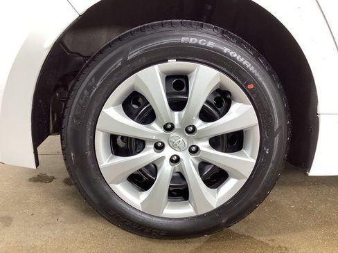 Used 2024 Toyota Corolla LE FWD image 36