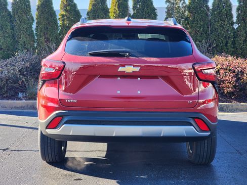 New 2026 Chevrolet Trax LT image 7