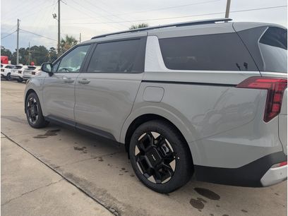 New 2026 Kia Carnival EX