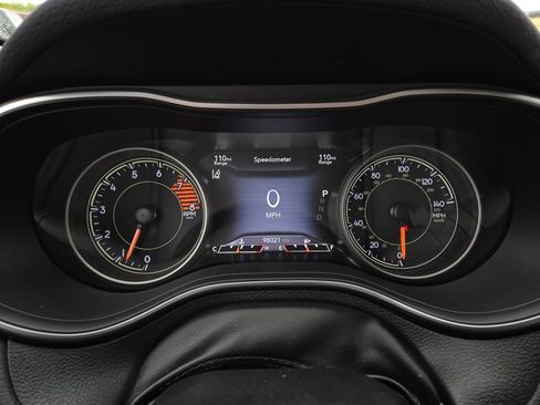 Used 2019 Jeep Cherokee Limited w/ Luxury Group AWD/4WD image 22