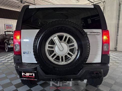 Used 2006 HUMMER H3 image 47