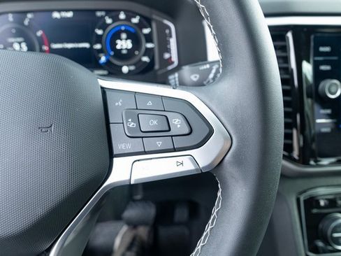 Used 2023 Volkswagen Atlas Cross Sport SE image 22