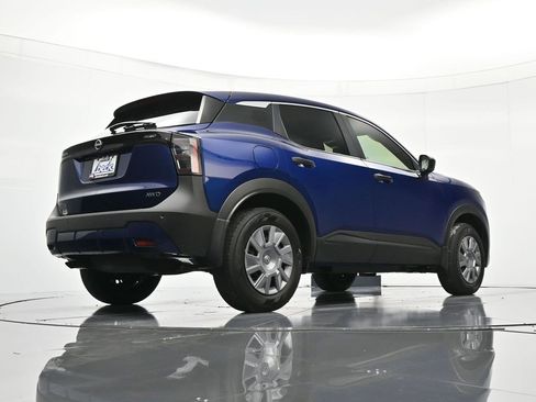 Certified 2025 Nissan Kicks S image 39