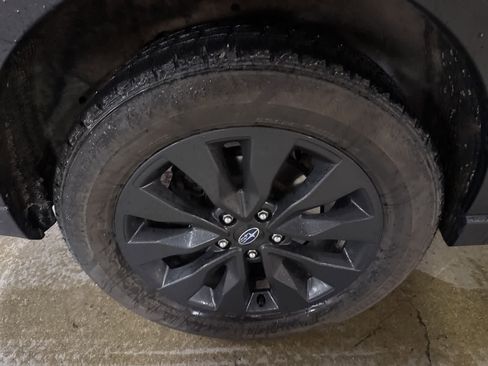 Used 2023 Subaru Outback Onyx Edition image 8