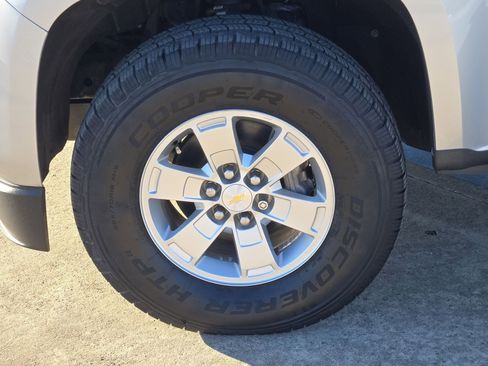 Used 2017 Chevrolet Colorado W/T w/ WT Convenience Package image 11