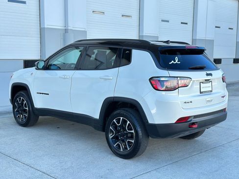 Used 2020 Jeep Compass Trailhawk image 3