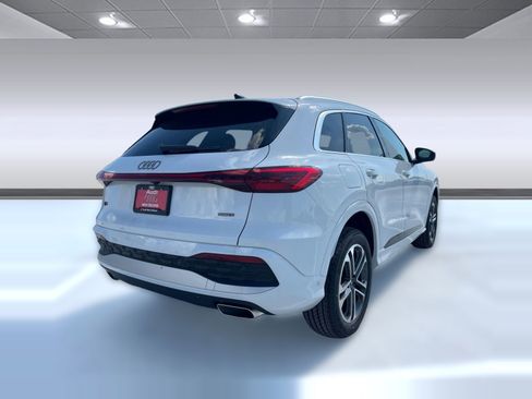 New 2025 Audi Q5 Premium image 9
