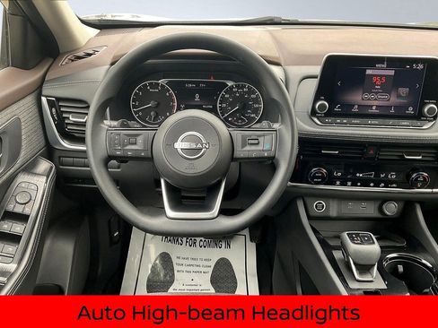 Certified 2023 Nissan Rogue SV image 9