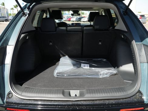 New 2026 Honda HR-V EX-L image 8