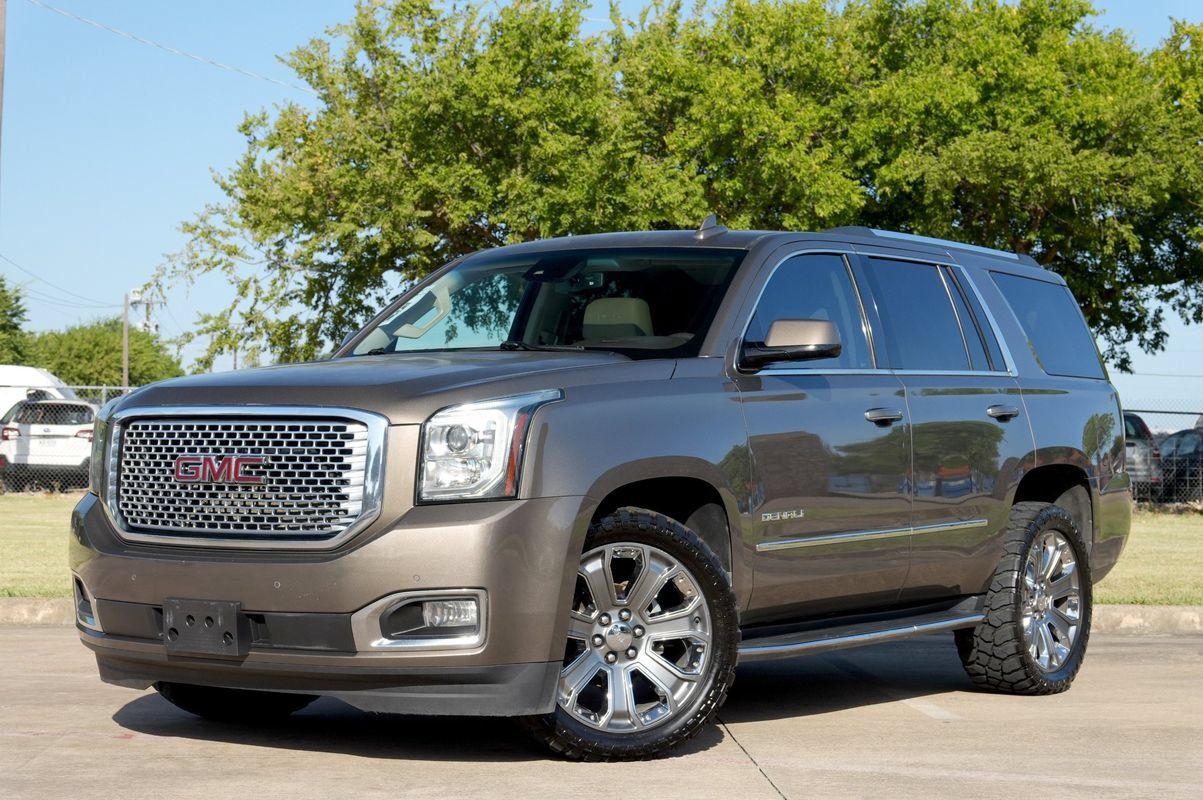 Used 2015 GMC Yukon Denali w/ Open Road Package AWD/4WD image 2