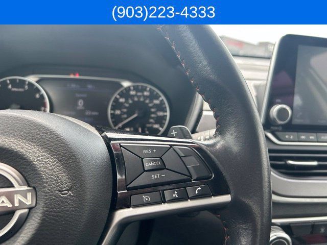 Used 2024 Nissan Altima 2.5 SR FWD image 19