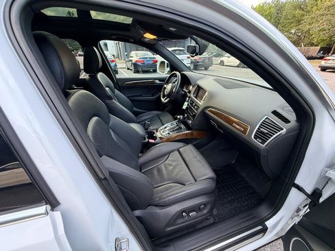 Used 2015 Audi Q5 2.0T Premium Plus w/ Technology Package AWD/4WD image 13