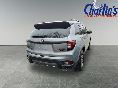 Used 2023 Honda Passport TrailSport image 4
