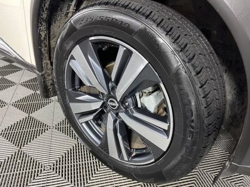Used 2023 Nissan Rogue Platinum w/ Platinum Premium Package FWD image 12