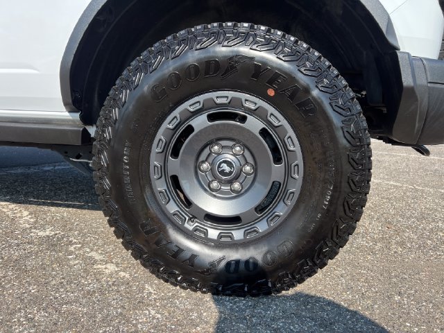 Certified 2025 Ford Bronco Badlands AWD/4WD image 16