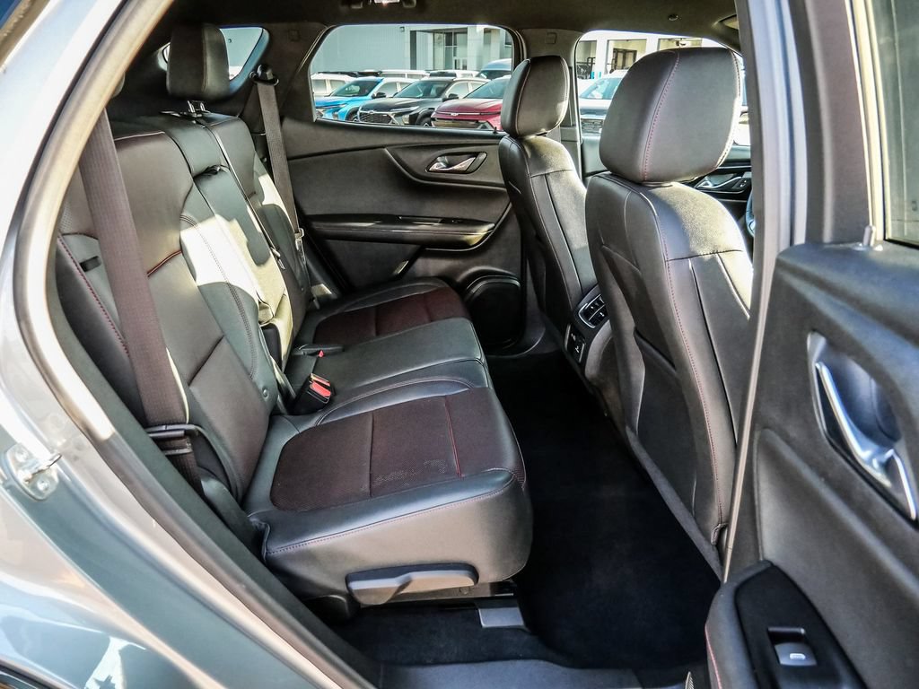 Used 2025 Chevrolet Blazer RS FWD image 23