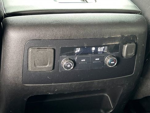 Used 2019 Chevrolet Tahoe LS w/ Enhanced Driver Alert Package AWD/4WD image 20