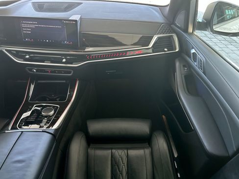 Used 2025 BMW X5 xDrive50e image 48