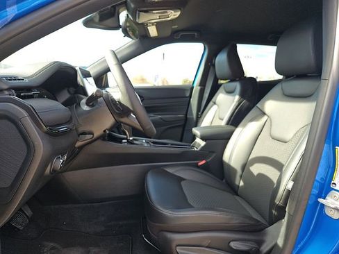 New 2026 Jeep Compass Latitude image 15