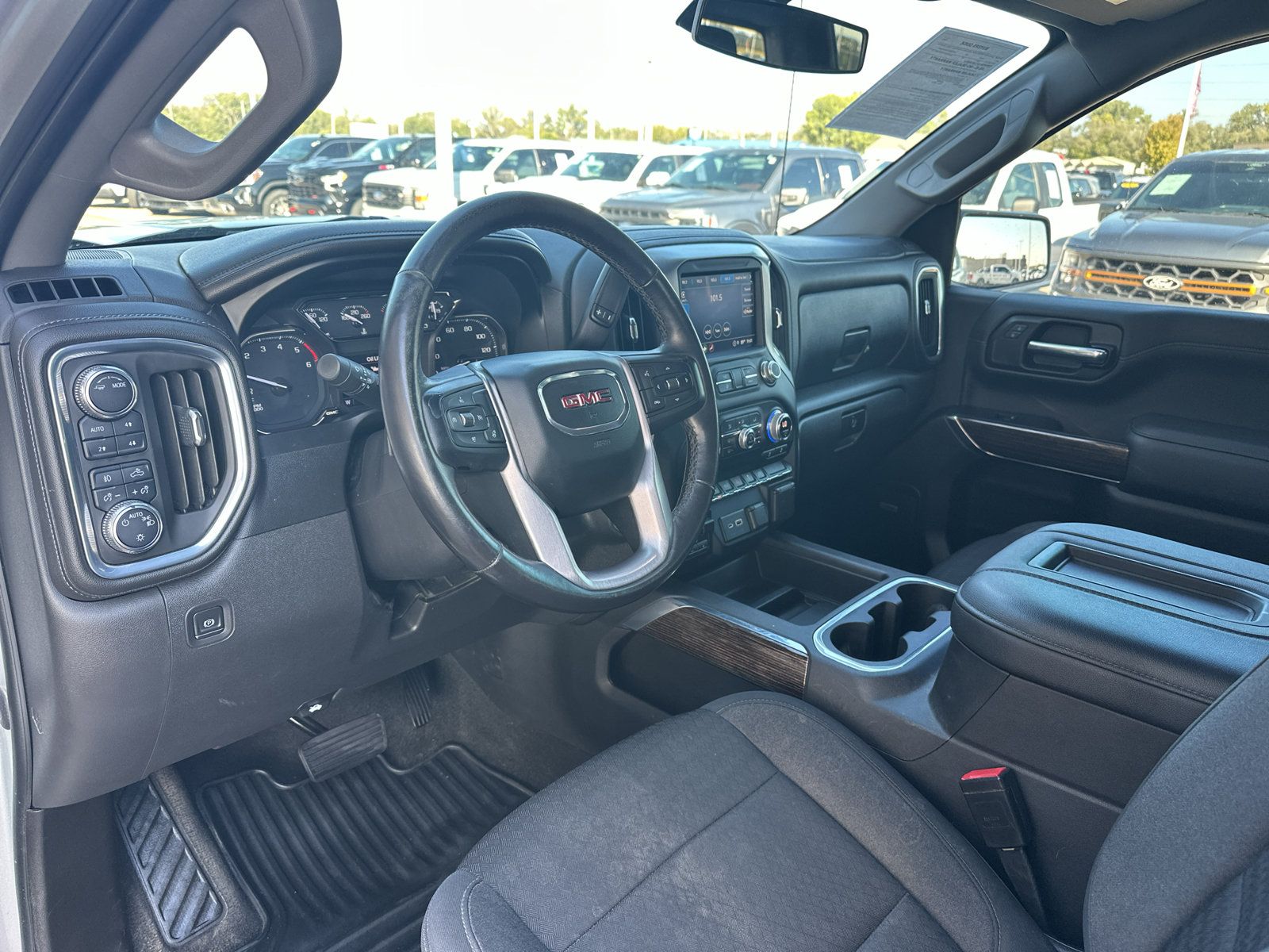 Used 2021 GMC Sierra 1500 Elevation w/ Preferred Package AWD/4WD image 2