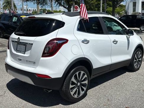 Used 2021 Buick Encore Preferred w/ Safety Package AWD/4WD image 9