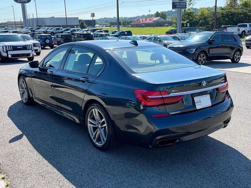 Used 2019 BMW 750i xDrive w/ Executive Package AWD/4WD image 30