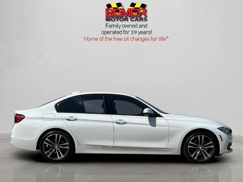 Used 2018 BMW 330i Sedan w/ Premium Package image 6