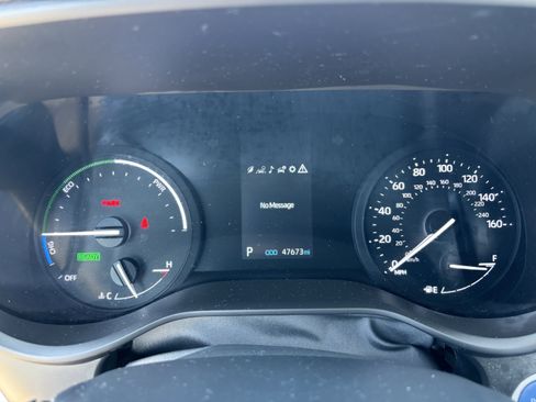 Used 2023 Toyota Sienna XLE FWD image 29