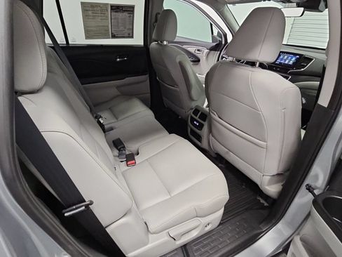 Used 2021 Honda Pilot EX-L image 37