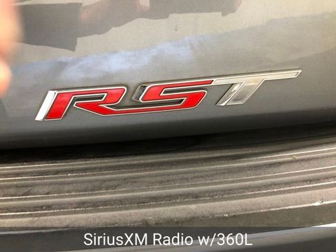 Used 2022 Chevrolet Suburban RST w/ Sport Performance Package image 7