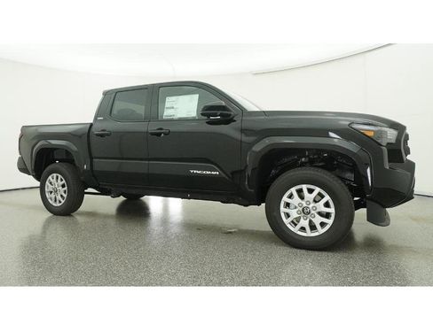 New 2026 Toyota Tacoma SR5 image 28