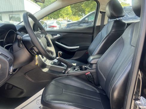 Used 2014 Ford Focus SE w/ Equipment Group 201A image 15