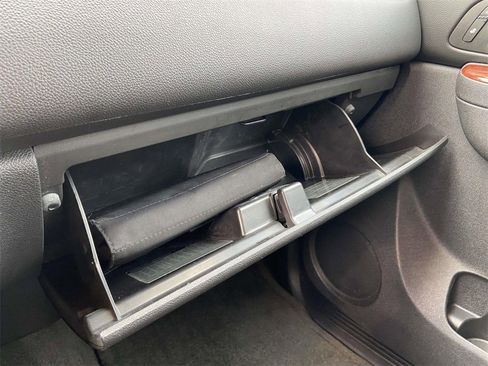 Used 2012 Chevrolet Avalanche LT w/ All-Star Edition image 27