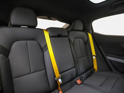Used 2022 Polestar Polestar 2 w/ Performance Package AWD/4WD image 28