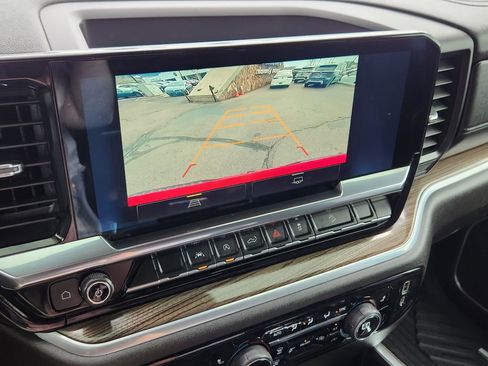 Used 2022 Chevrolet Silverado 1500 RST image 9