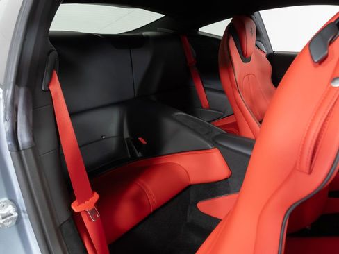 Used 2021 Ferrari Roma Base image 33