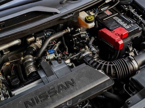 Certified 2025 Nissan Rogue S image 27