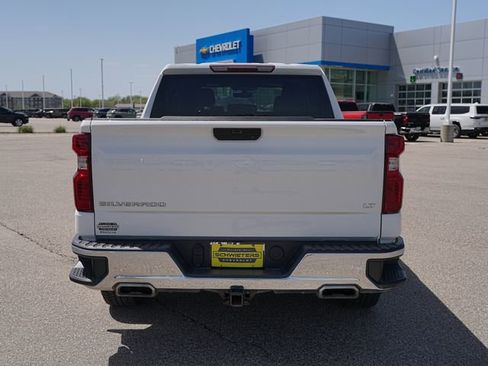 Used 2021 Chevrolet Silverado 1500 LT AWD/4WD image 7