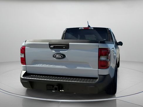 New 2026 Ford Maverick Lariat w/ Black Appearance Package image 29