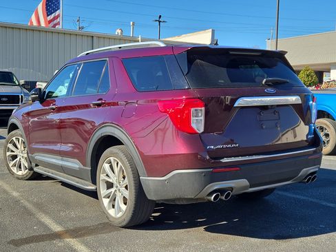 Used 2022 Ford Explorer Platinum w/ Equipment Group 601A image 6