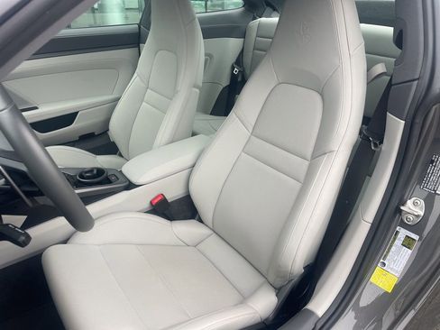 Certified 2024 Porsche 911 Carrera S image 5