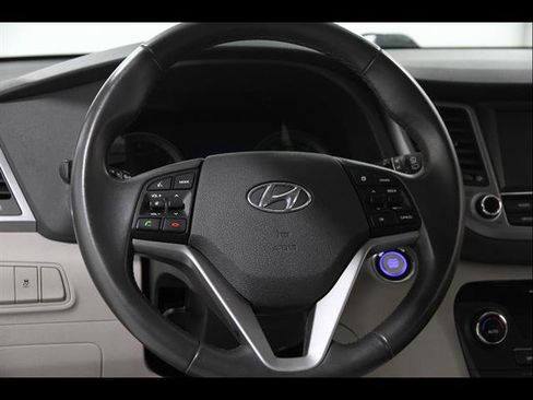Used 2018 Hyundai Tucson Sport w/ Cargo Package image 7