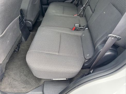 Used 2025 Toyota 4Runner SR5 AWD/4WD image 12