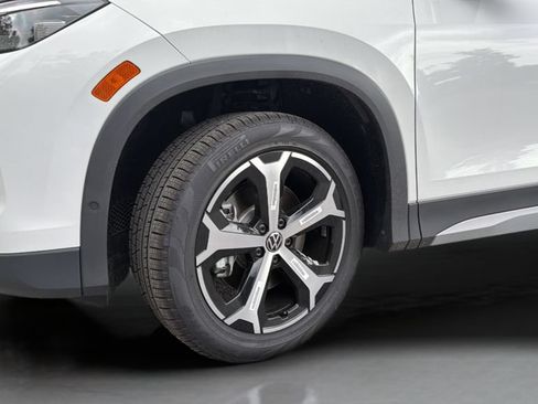 New 2026 Volkswagen Tiguan SE AWD/4WD image 41