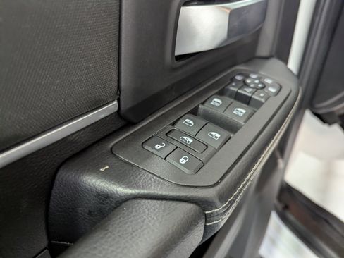 Used 2025 RAM 2500 Big Horn AWD/4WD image 19