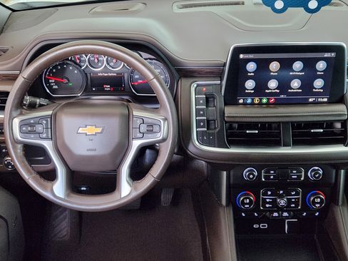 Used 2021 Chevrolet Tahoe LT w/ Luxury Package RWD image 29