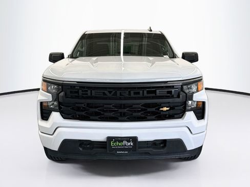 Used 2023 Chevrolet Silverado 1500 Custom AWD/4WD image 2