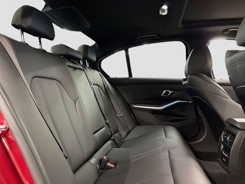 Used 2025 BMW 330i Sedan w/ M Sport Package RWD image 16